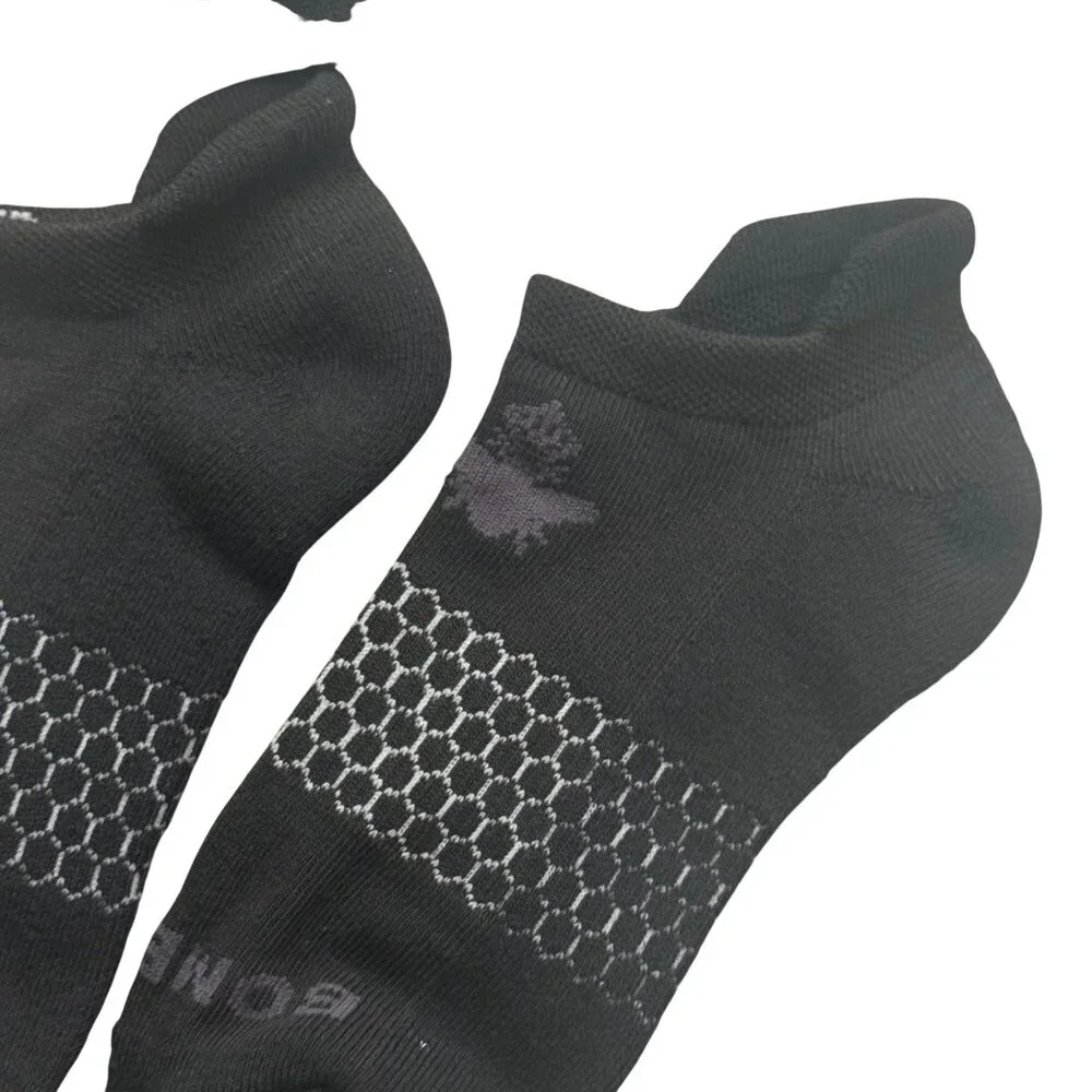 Bombas Medium Black No-Show Socks 5-Pack With Honeycomb Arch Support & Performan
